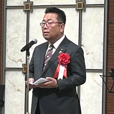 来賓挨拶 北九州市議会議長 中村義雄 様
